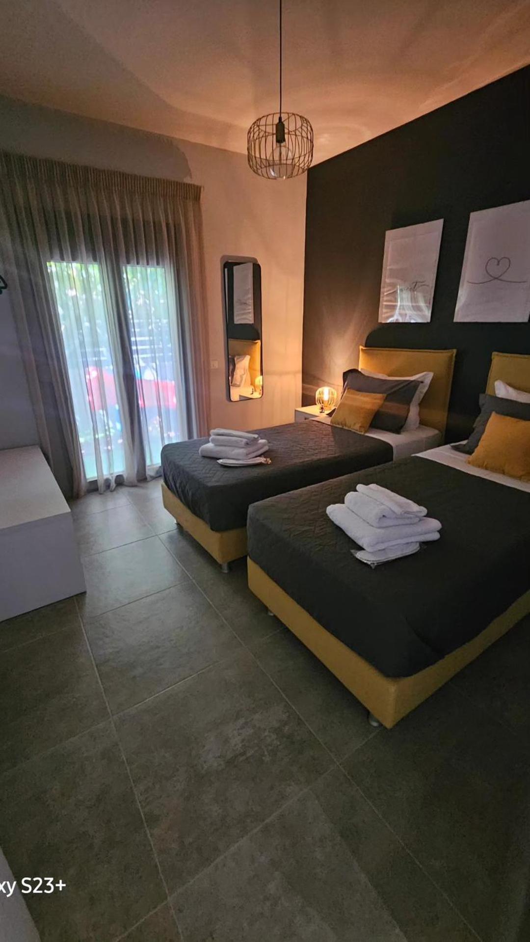 Damona 2Br Luxury Home With Garden - Κοντά Στο Κέντρο Iraklion Buitenkant foto